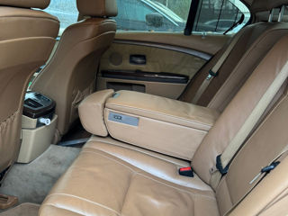 BMW 7 Series foto 9