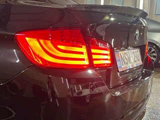 BMW 5 Series foto 2