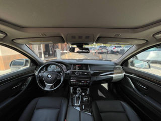 BMW 5 Series foto 10