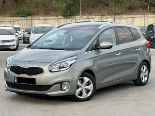 KIA Carens foto 4