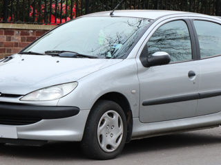 Капот и крыло Peugeot 206