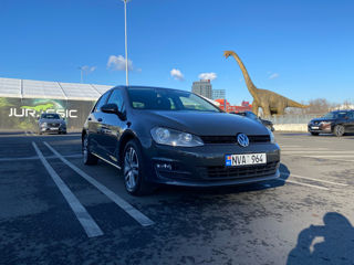 Volkswagen Golf foto 2