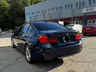 BMW 3 Series foto 4