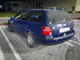 Volkswagen Passat foto 4