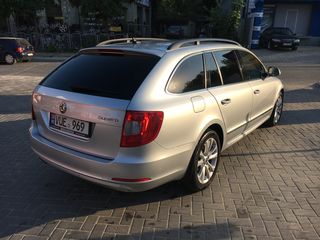 Skoda Superb foto 3