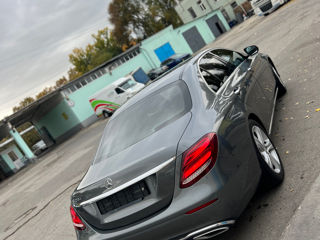 Mercedes E-Class foto 3