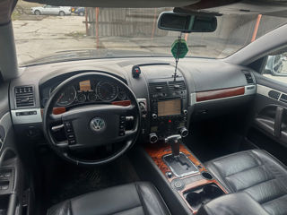 Volkswagen Touareg foto 9