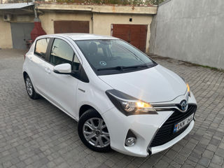 Toyota Yaris foto 2