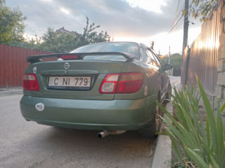 Nissan Almera foto 5