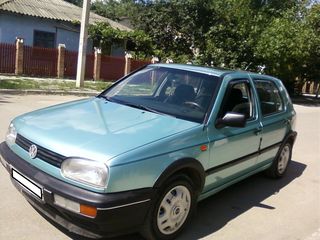 Volkswagen Golf foto 2