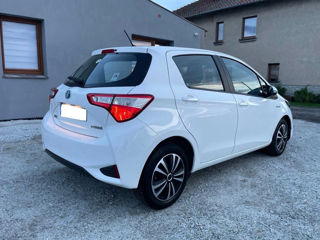 Toyota Yaris foto 4