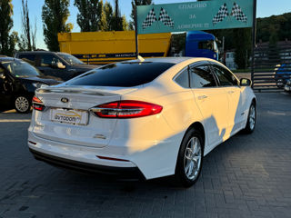 Ford Fusion foto 3