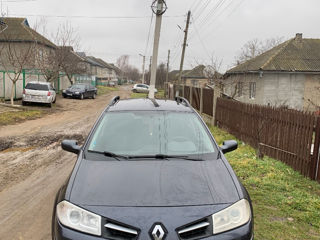 Renault Megane foto 2