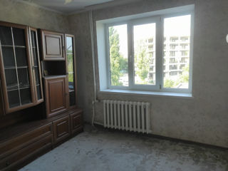 Ap. 1 cam., 33 м², 5/5 et.
