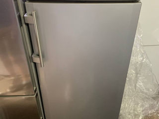 Холодильник Liebherr 2019 года без морозильника
