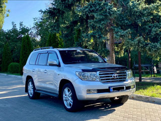 Toyota Land Cruiser foto 3