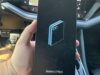 Samsung Z Flip 12/256 / New