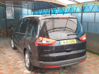 Ford Galaxy foto 8