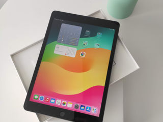 Планшет Apple iPad 10.2" (9th gen) A2602, Wi-Fi, 64Гб, Серебристый