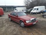 Mercedes E Class foto 6