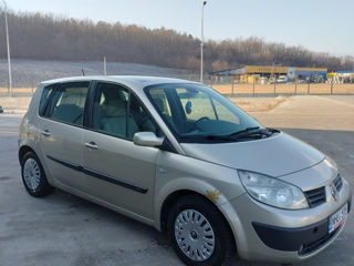 Renault Scenic foto 2