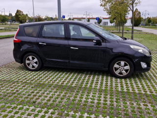 Renault Grand scenic foto 2