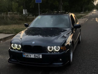 BMW 5 Series foto 7