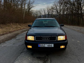 Audi 100 foto 2