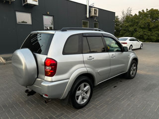 Toyota Rav 4 foto 4