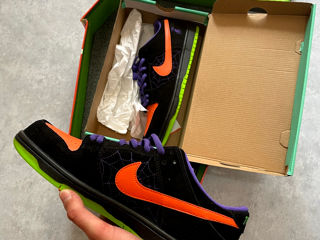 Nike SB halloween