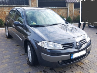 Renault Megane foto 2