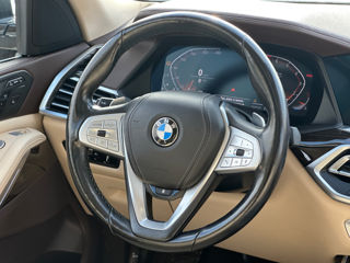 BMW X7 foto 9