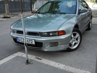 Mitsubishi Galant foto 9