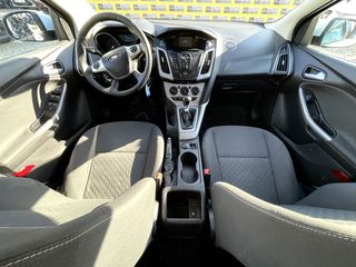 Ford Focus foto 12