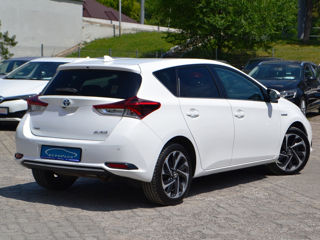 Toyota Auris foto 2