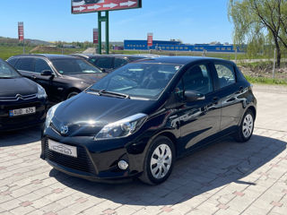 Toyota Yaris foto 1