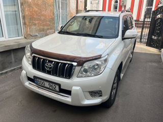 Toyota Land Cruiser Prado foto 1