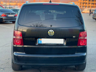 Volkswagen Touran foto 7