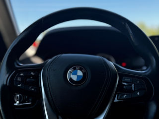 BMW 5 Series foto 6