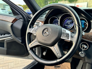 Mercedes E-Class foto 9