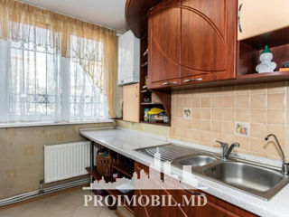 Apartament cu 3 camere, 80 m², Râșcani, Chișinău foto 4