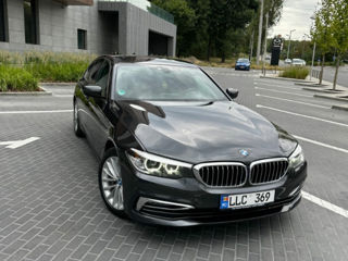 BMW 5 Series foto 4