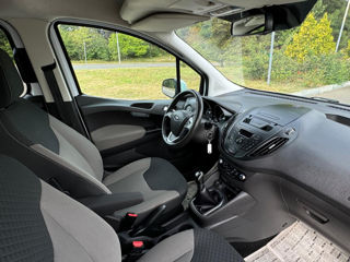 Ford Tourneo Courier foto 12