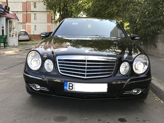 Mercedes E Class foto 2