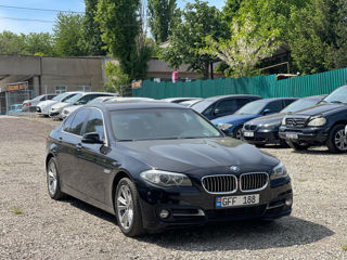 BMW 5 Series foto 3