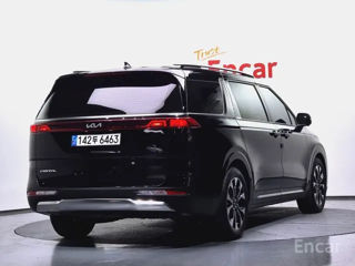 KIA Carnival фото 1
