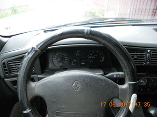 Renault 19 foto 8