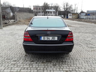 Mercedes E Class foto 7