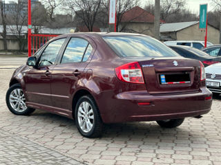 Suzuki SX4 foto 3