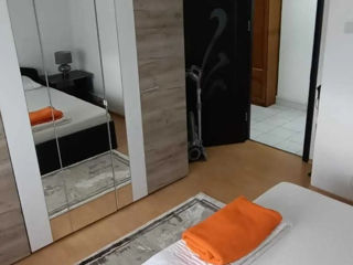 Apartament cu 2 camere, 55 m², Buiucani, Chișinău foto 2